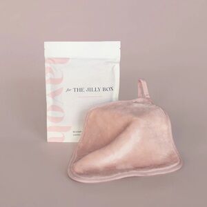 Jilly Box / Lavoh Reusable Pink Makeup Remover cloth